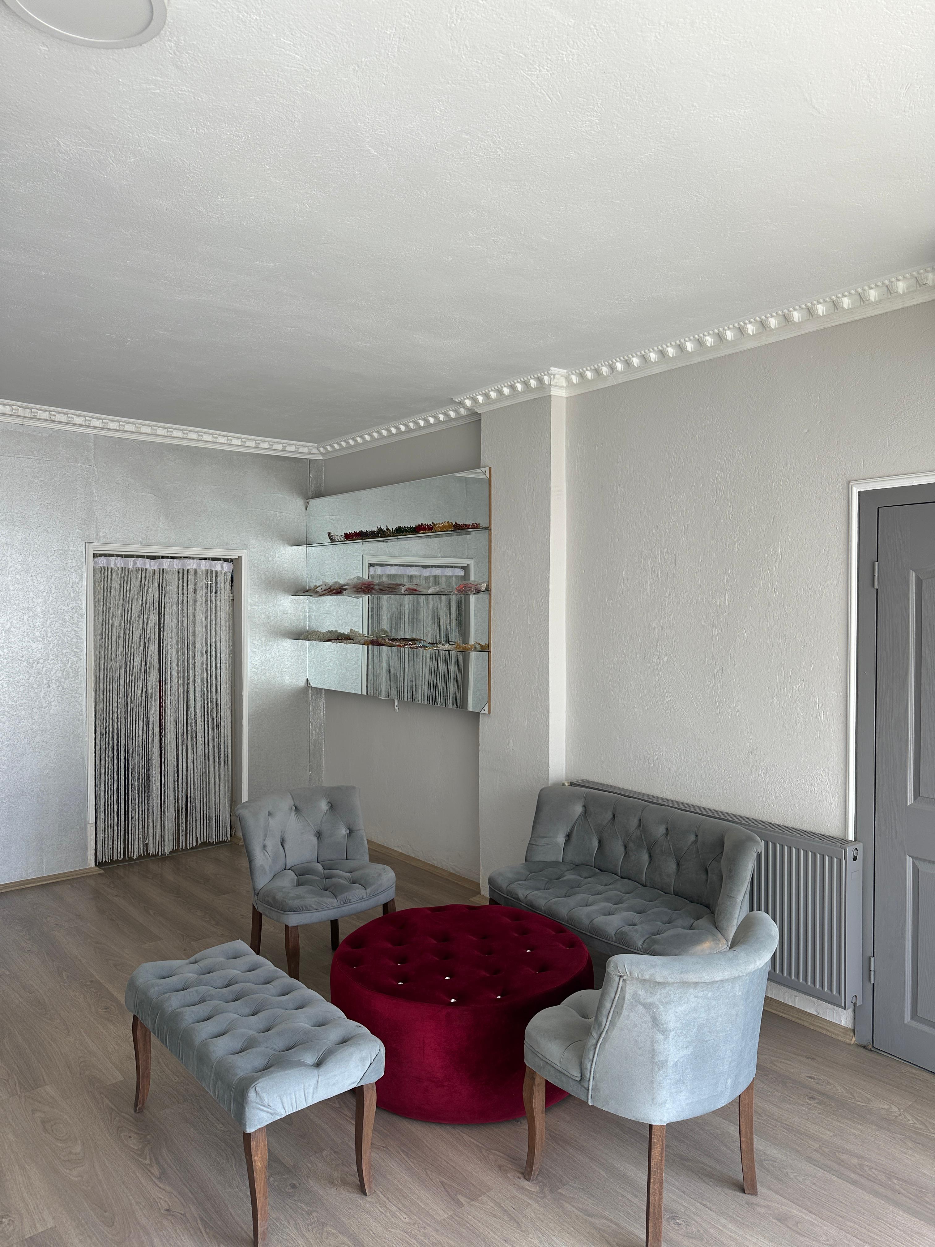 SALONUMUZDAN KARELER