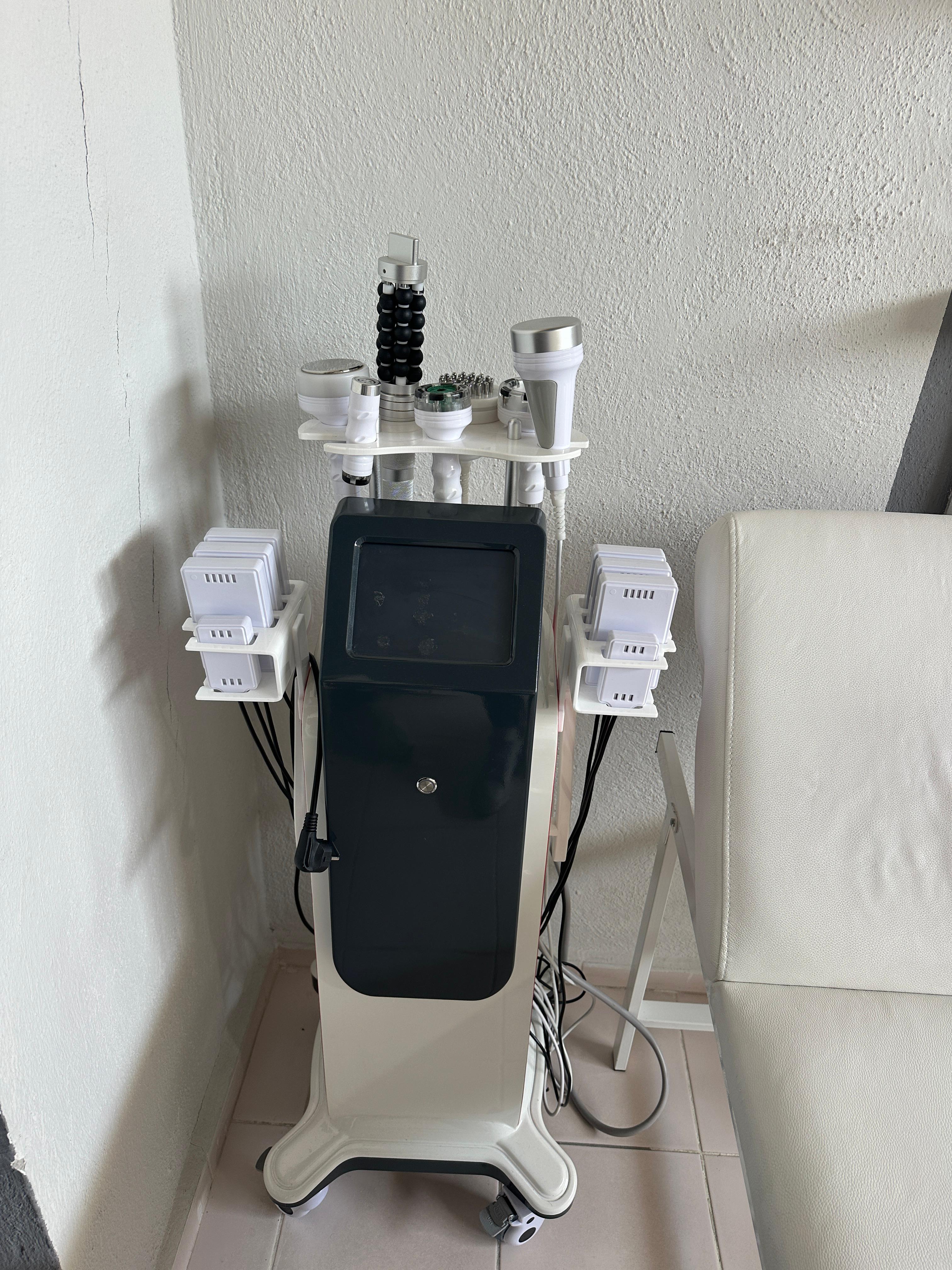 SALONUMUZDAN KARELER