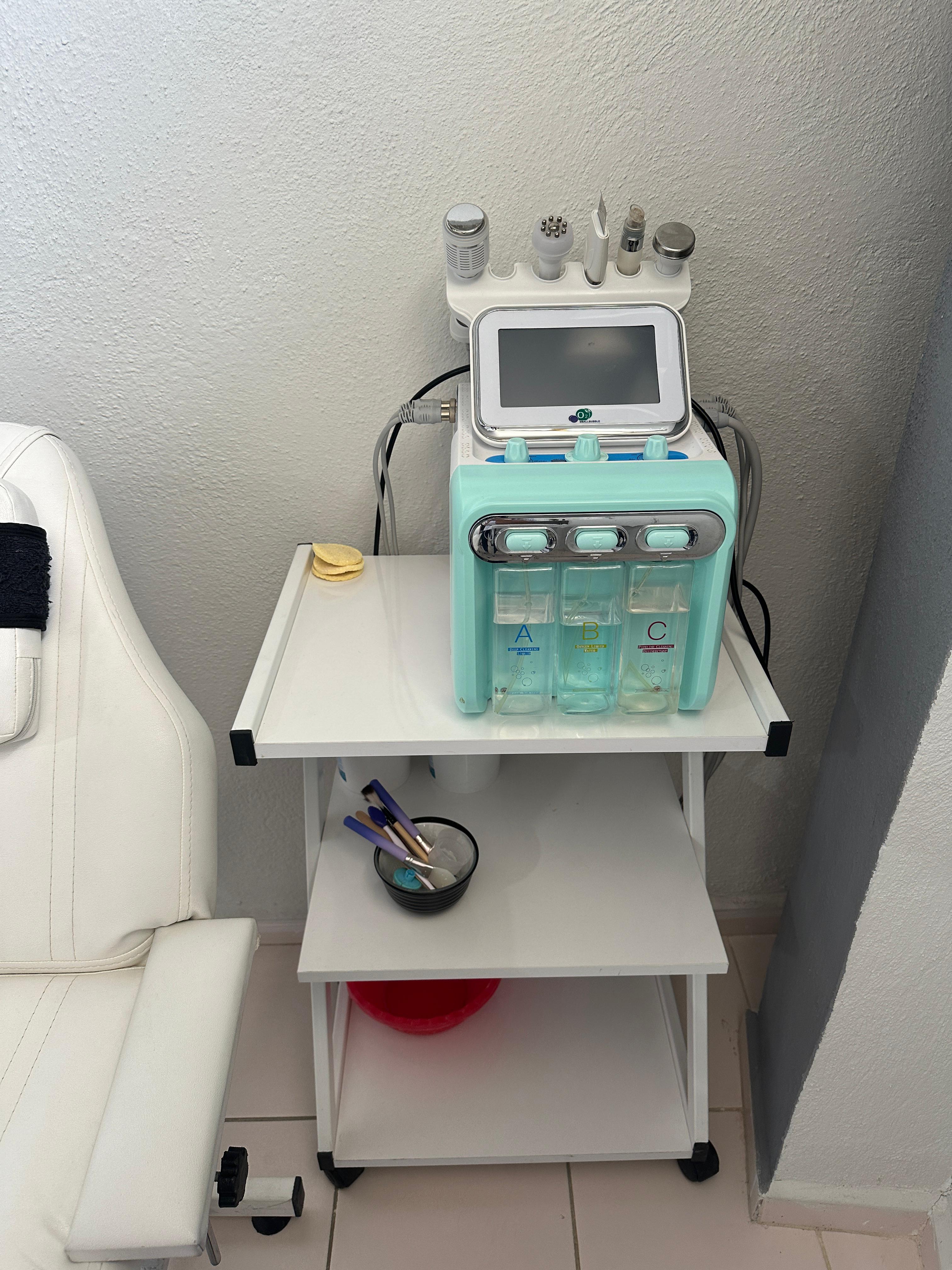 SALONUMUZDAN KARELER